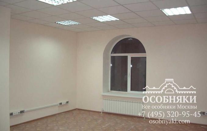 на Новой Басманной, 17, площадь 630 м