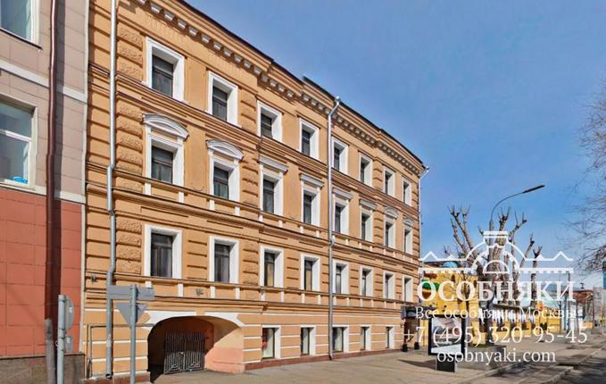 на Неглинной улице, 27, площадь 993 м