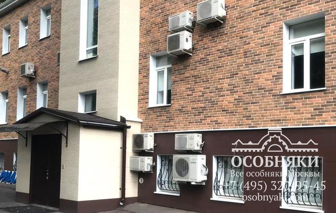 на улице Малые Каменщики, 10, площадь 700 м