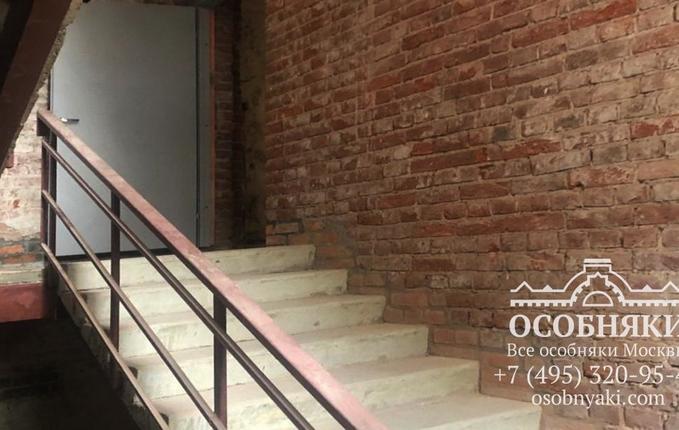 на Проспекте Мира, 10, площадь 1090 м