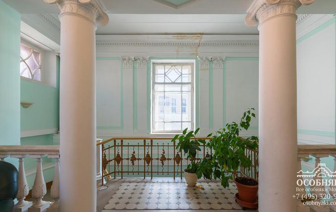 на Садовнической улице, 78, площадь 1204 м