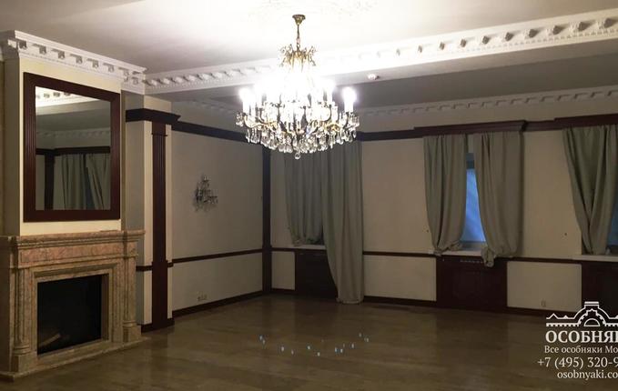 в Шубинском переулке, 6, площадь 620 м