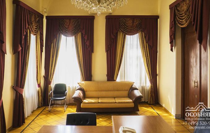 на Покровском бульваре, 16, площадь 607 м