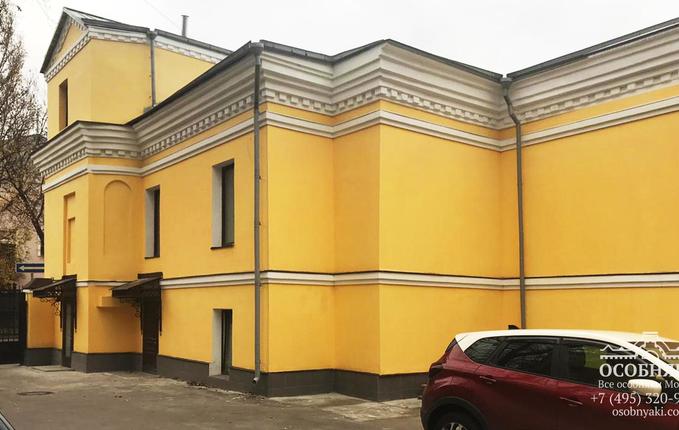 в Малом Каретном переулке, 16, площадь 795 м