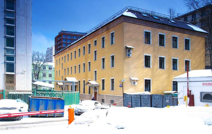 в Тетеринском переулке, 4, площадь 2976 м