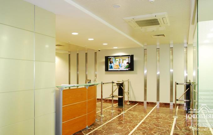 на Неглинной, 17, площадь 2350 м