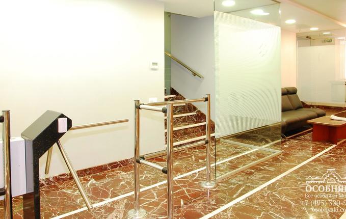 на Неглинной, 17, площадь 2350 м