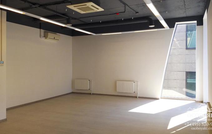 на 2-й Брестской улице, 32, площадь 1395 м