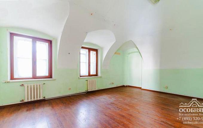 на Николоямской, 49с2, площадь 1108 м