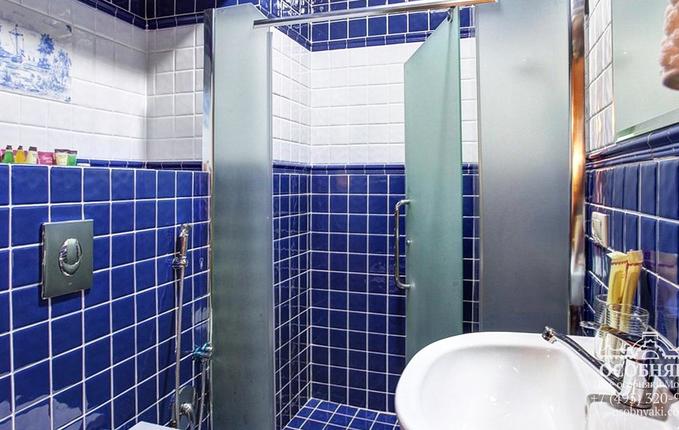 в Старопименовском переулке, 11, площадь 400 м