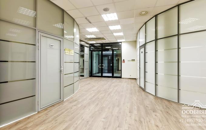 в 1-м Гончарном переулке, 8, площадь 4775 м