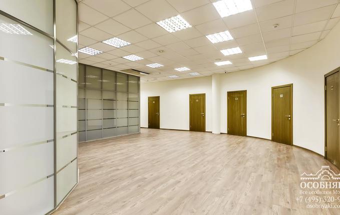 в 1-м Гончарном переулке, 8, площадь 4775 м