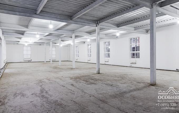 на 1-й Миусской улице, 20, площадь 985 м