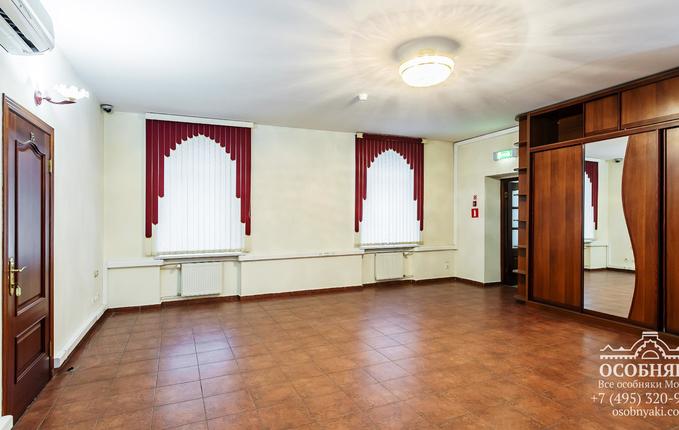 на Большой Грузинской улице, 38, площадь 774 м