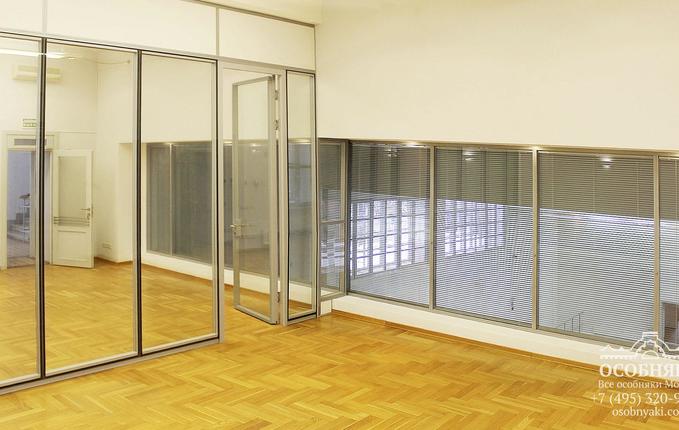 на Бережковской набережной, 28, площадь 1403 м