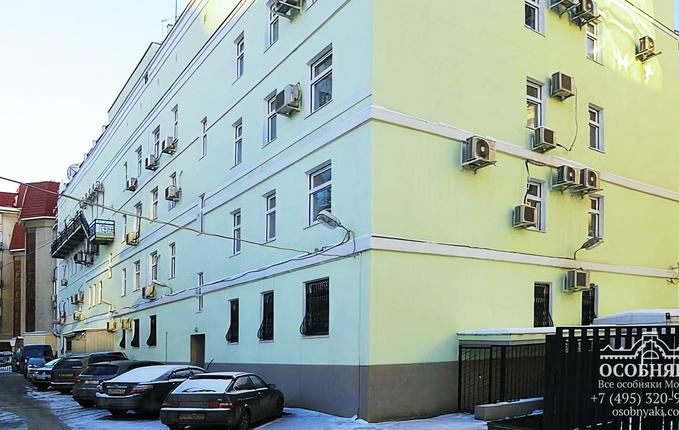 в Переяславском переулке, 4, площадь 2810 м