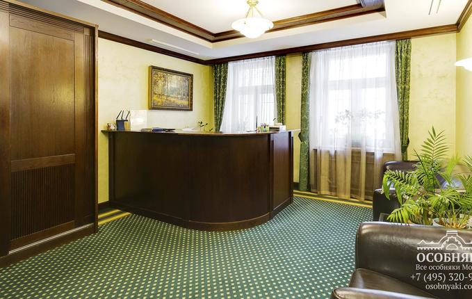 в Климентовском переулке, 10, площадь 1001 м