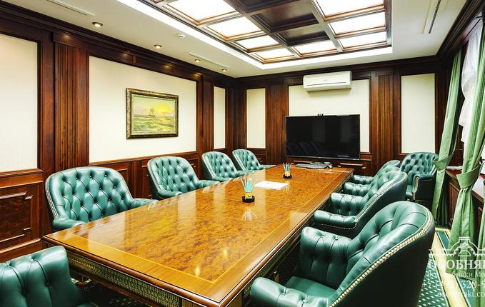 в Климентовском переулке, 10, площадь 1001 м