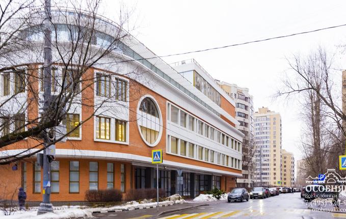 на Пудовкина, 13, площадь 2652 м