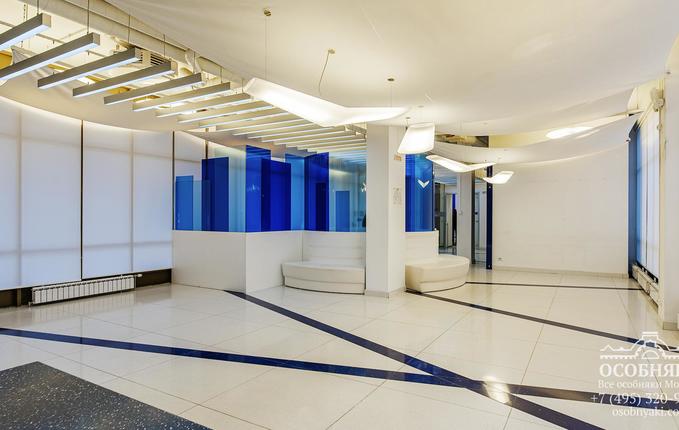 на Пудовкина, 13, площадь 2652 м