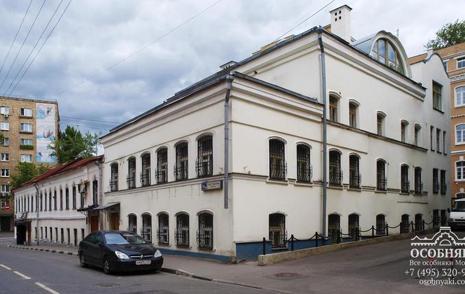 в Пестовском переулке, 16, площадь 839 м