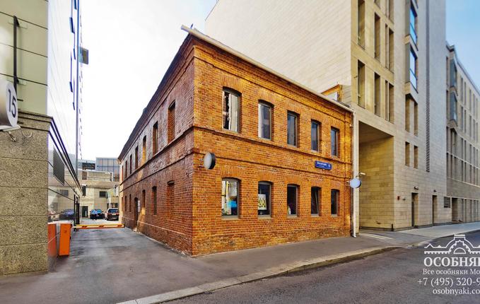 в Пожарском переулке, 15с2, площадь 286 м