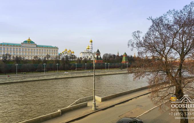 на Софийской набережной, 16, площадь 865 м