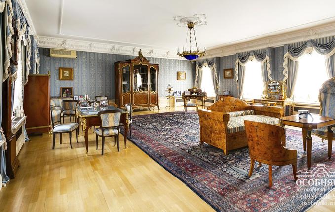 на Софийской набережной, 16, площадь 865 м