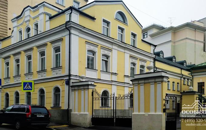 в Дмитровском переулке, 3, площадь 2400 м