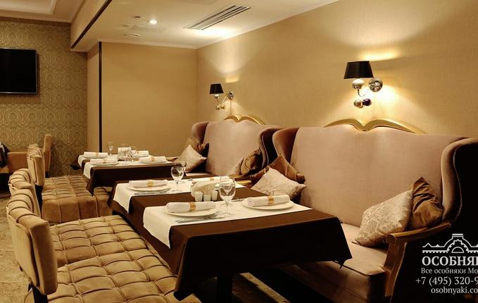 в Дмитровском переулке, 3, площадь 2400 м