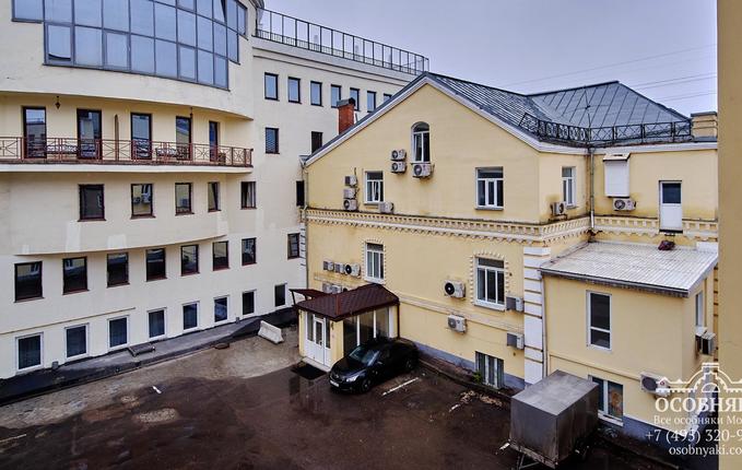 на Николоямской, 38, площадь 1874 м