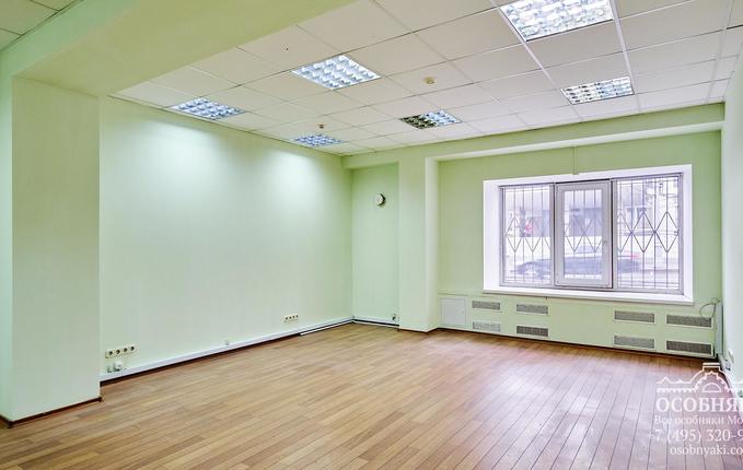 на Николоямской, 38, площадь 1874 м