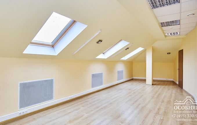 на Николоямской, 38, площадь 1874 м