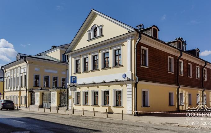 на Станиславского, 15, площадь 793 м