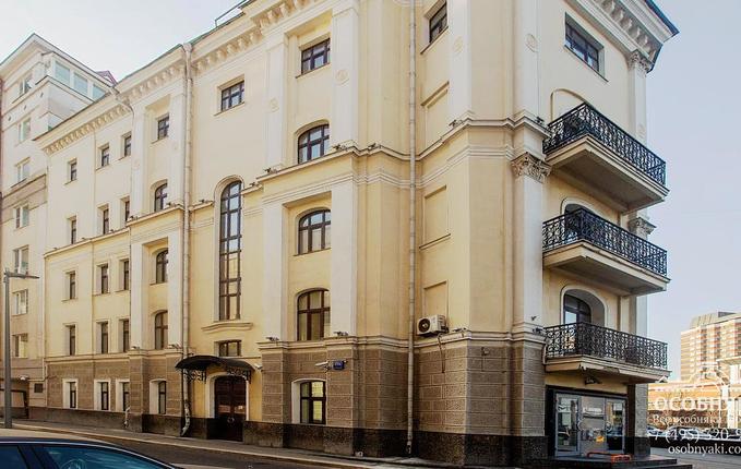 на Большой Якиманке, 17, площадь 3000 м