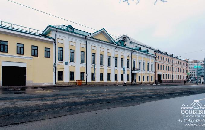 на Андроньевской площади, 4, площадь 1791 м