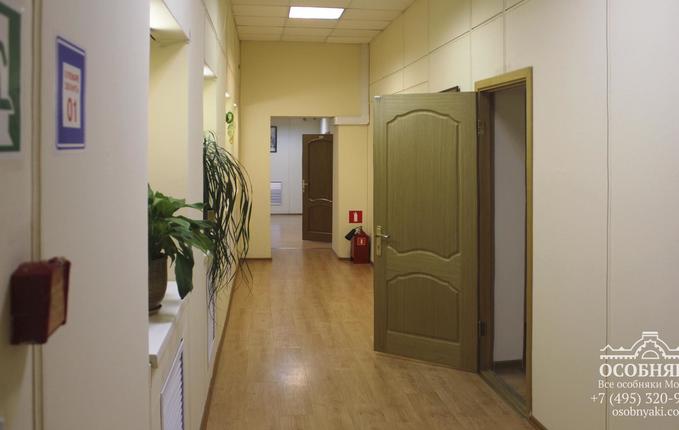 в Гороховском переулке, 14с2, площадь 530 м