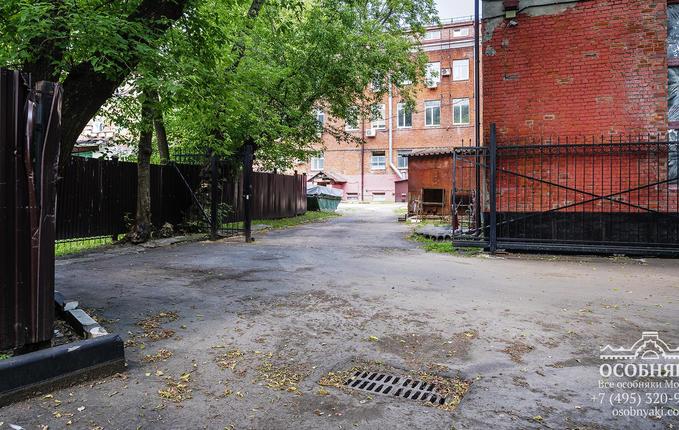 на  Большой Калитниковской, 42, площадь 7330 м