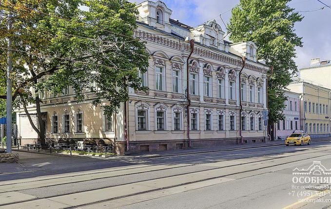 на Новокузнецкой, 24с1, площадь 1200 м