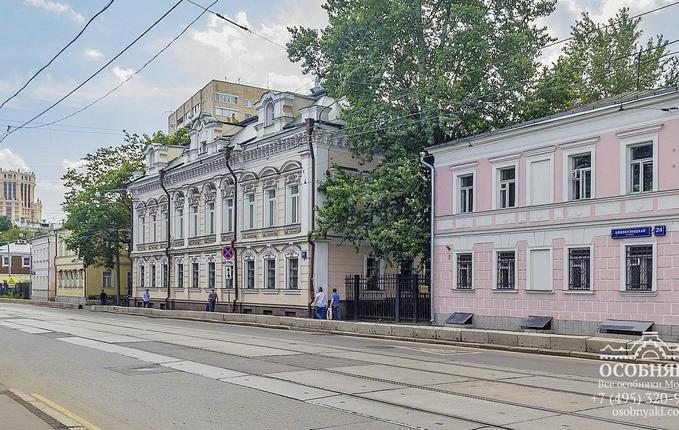 на Новокузнецкой, 24с1, площадь 1200 м