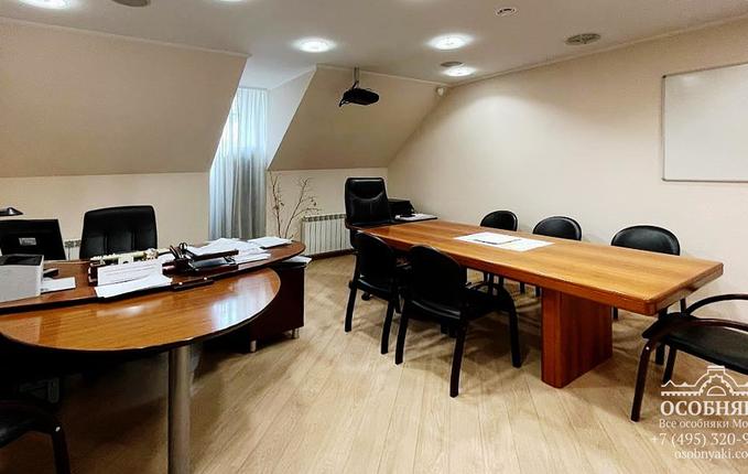 на Новокузнецкой, 24с1, площадь 1200 м