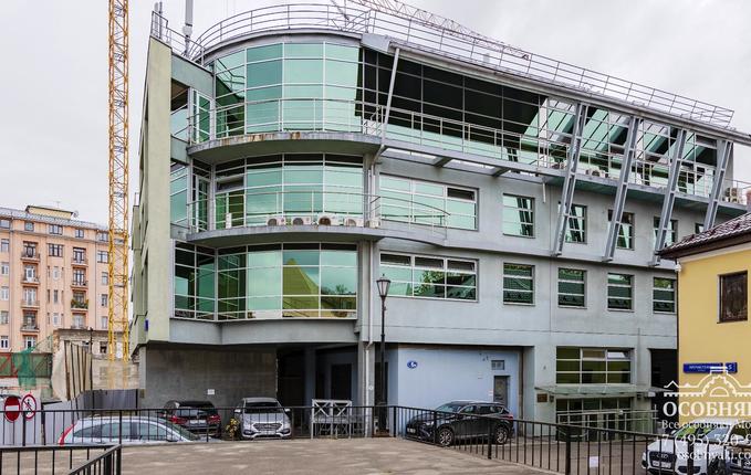 на улице Остоженка, 6, площадь 1345 м