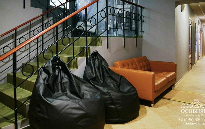 в Большом Каретном переулке, 22с4, площадь 939 м