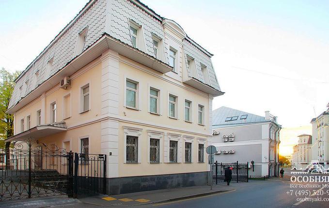 в 1-м Колобовском переулке, 19, площадь 413 м