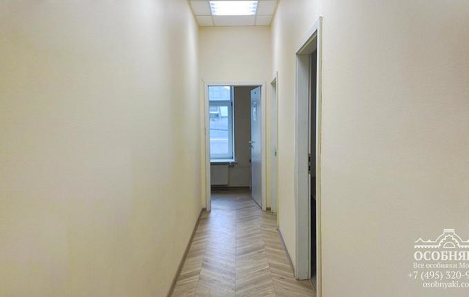 в 1-м Колобовском переулке, 19, площадь 413 м