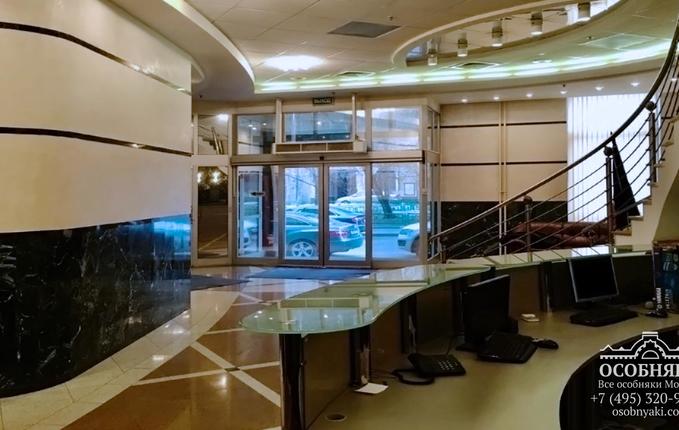 в Подсосенском переулке, 5, площадь 2439 м