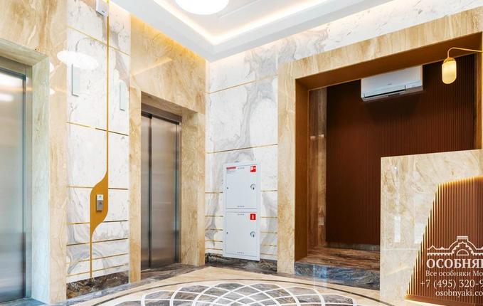 на Украинском бульваре, 15, площадь 1638 м