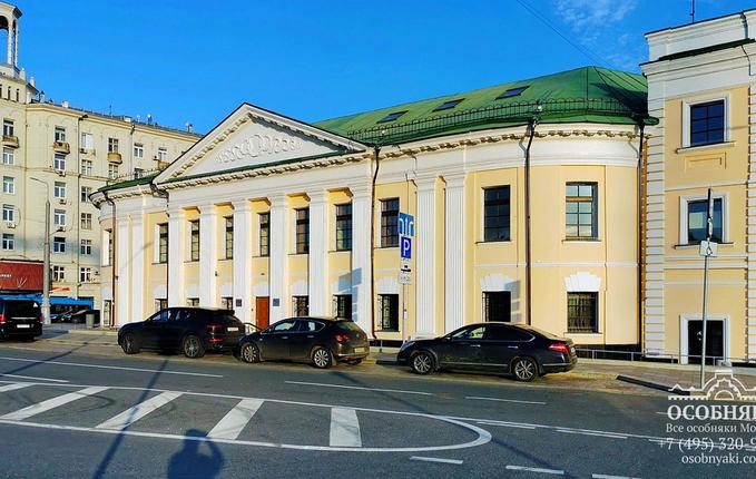 на Большой Полянке, 2/10, площадь 2554 м