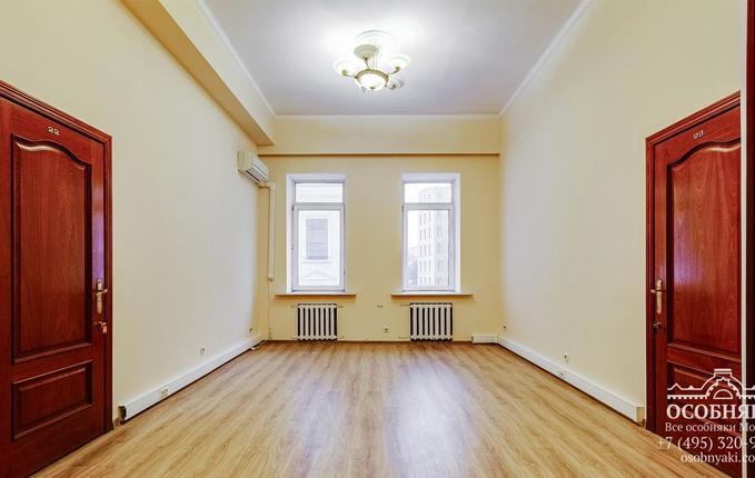 в Серебряническом переулке, 3, площадь 1000 м