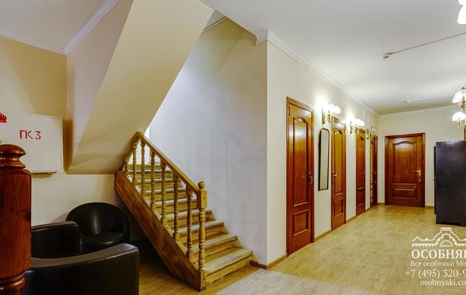 в Серебряническом переулке, 3, площадь 1000 м